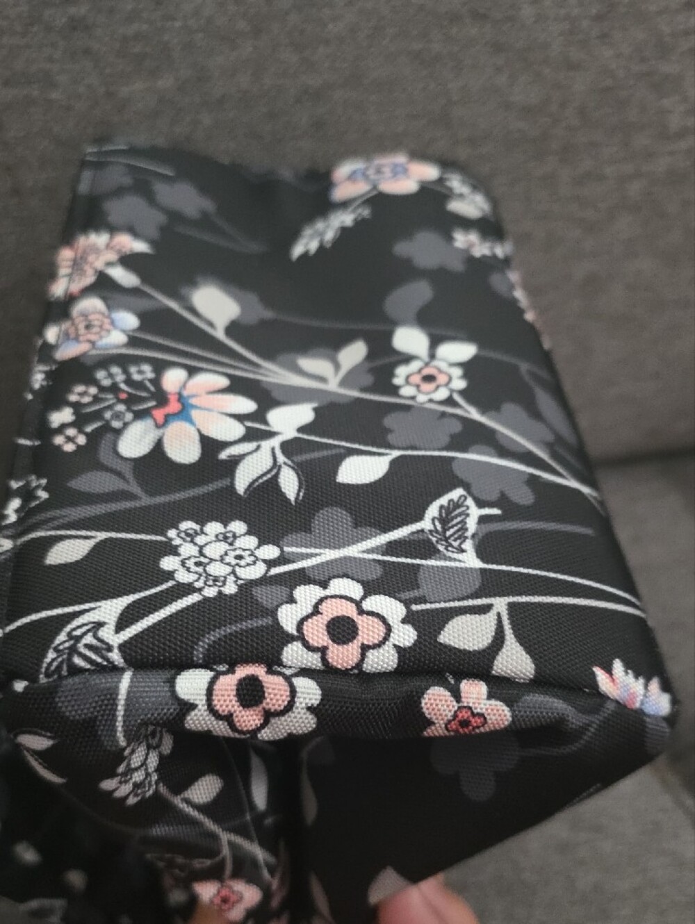 Vera Bradley Black Floral Lunch PAck with Pink & Blue Accents - Picture 8 of 13
